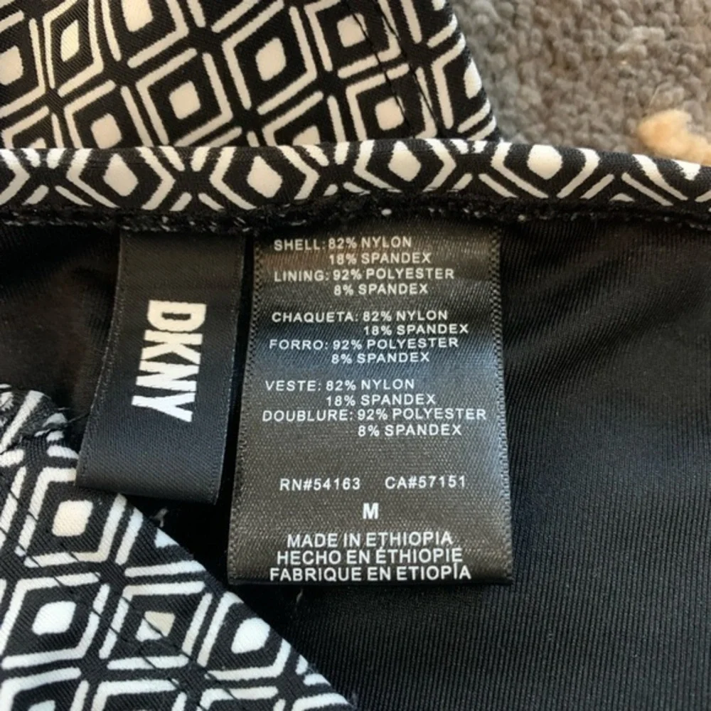 DKNY Women’s Bandeau‎ Maillot Black White Geo Size Med - Picture 6 of 9